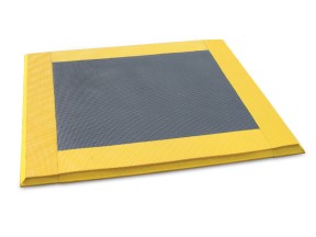 202669 F20115 Anti Fatigue Mat Anti Bacterial Bevelled Edge Yellow Edge 510 x 840mm